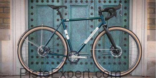 Independent Fabrication Club Racer fiche technique et avis
